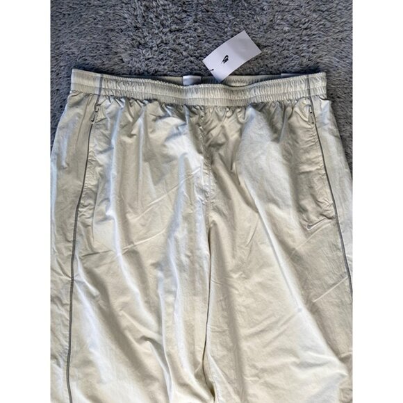 Nike Solo Swoosh Track Pants Size XL Men Light Bone White FB8620-072 - Picture 6 of 9